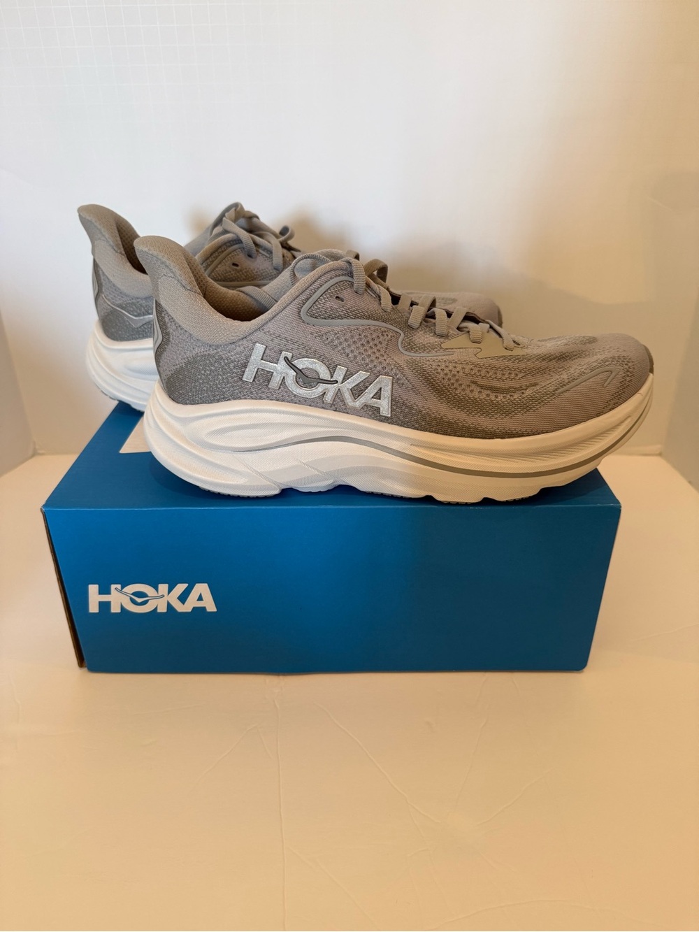 Hoka Clifton 10 Running Shoe